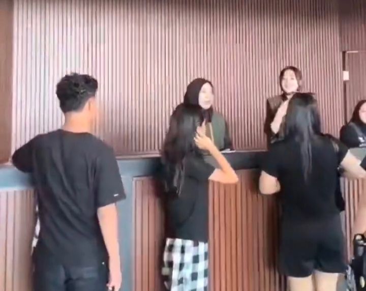 Wahana the nice playground Manado diduga larang pengunjung lakukan kegiatan berdoa.