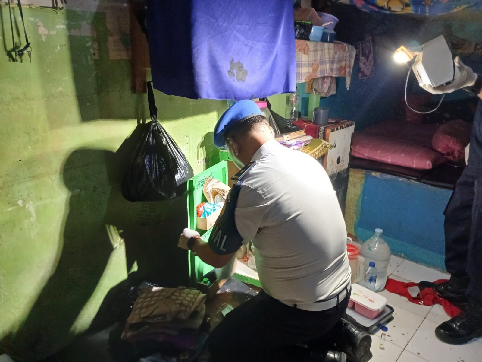 Razia gabungan yang dilaksanakan di Rutan Kotamobagu.