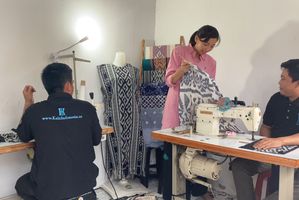 LinkUMKM BRI Dukung KainIndonesia.co Olah Wastra Nusantara Jadi Modern