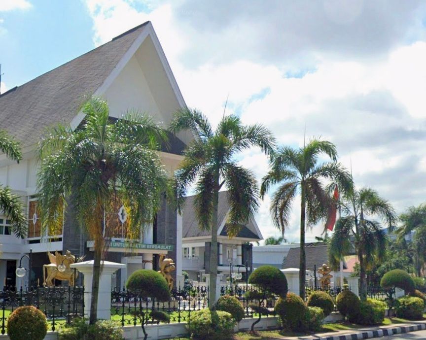 Penampakan Lamin Etam, rumah dinas Gubernur Kaltim di Samarinda. Benarkan nilai renovasi rumah dinas mencapai Rp25 miliar?(Foto: GMaps)