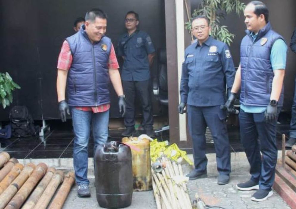 polda sumur ilegal.jpg