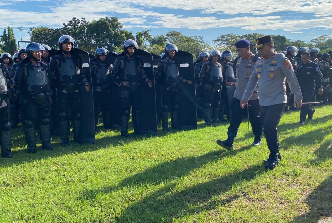 Kapolda Kaltim, Endar Priantoro, yang menekankan pentingnya kesiapan personel tidak hanya dari sisi kekuatan, tetapi juga pola penanganan di lapangan. (Foto: Muhammad Soleh)