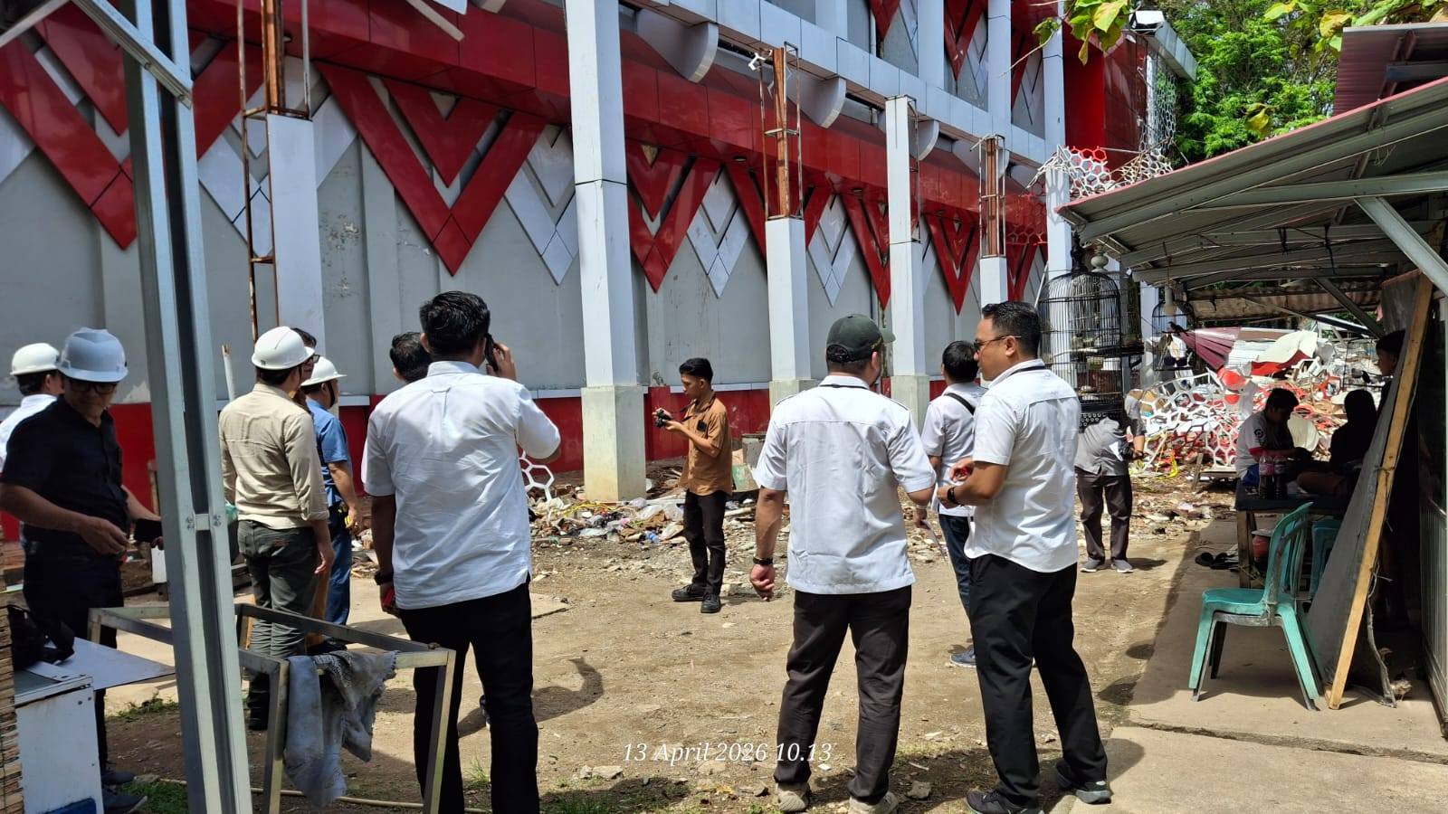 Pemeriksaan GOR KONI  Manado.