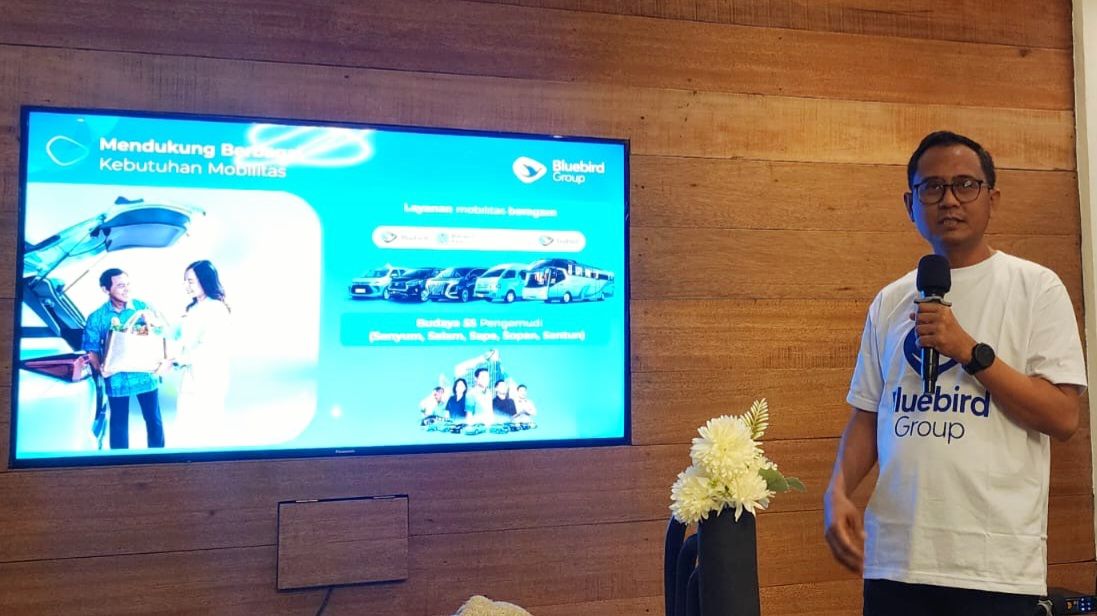  Kepala Pool Bluebird Group Medan Deny Nurhadi