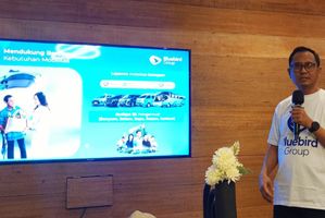  Kepala Pool Bluebird Group Medan Deny Nurhadi