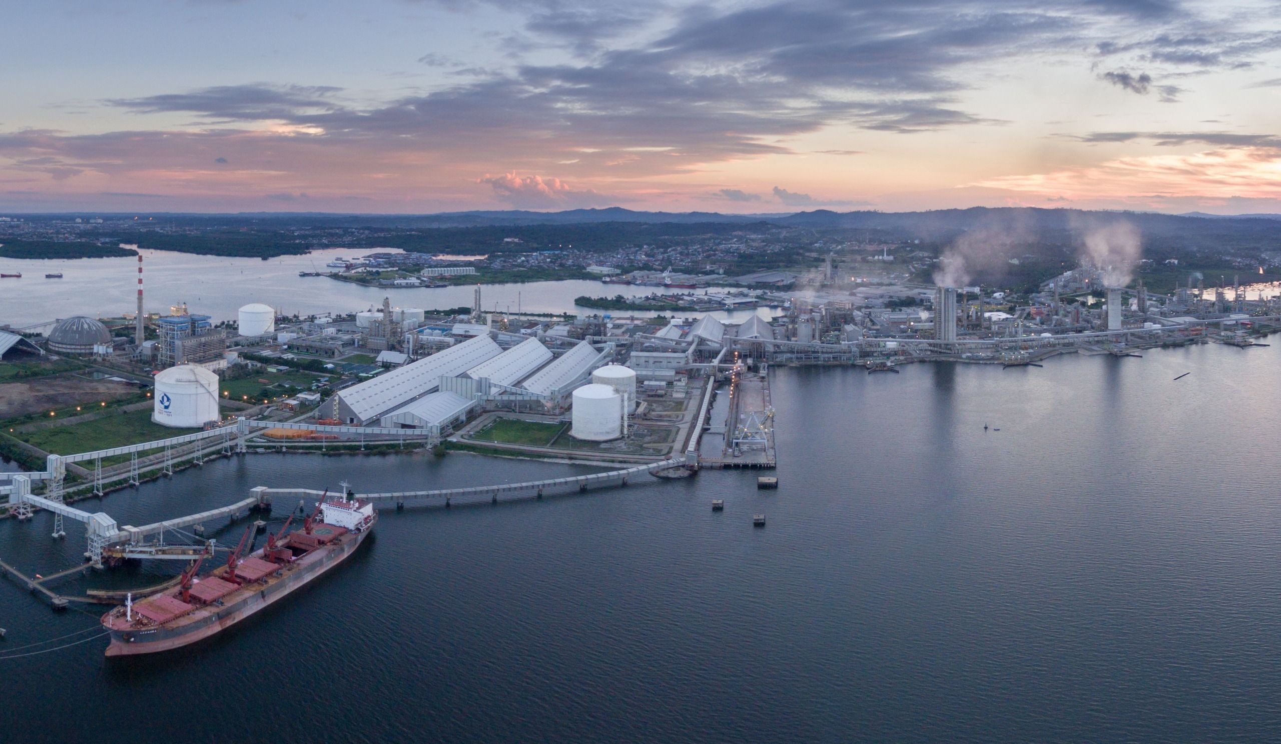 Pupuk Indonesia Jajaki Ekspor Urea di Tengah Gejolak Global