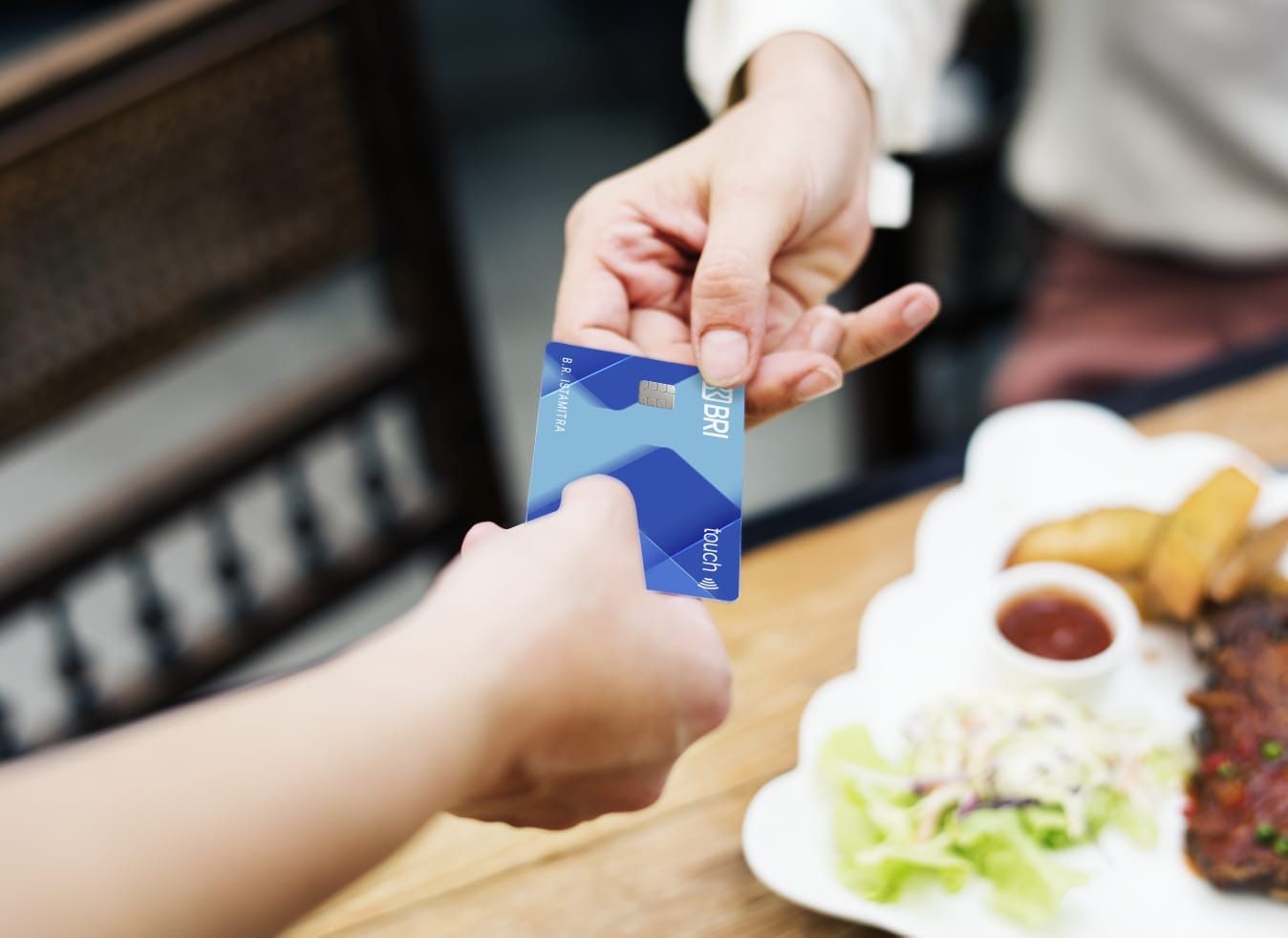 Liburan ke Luar Negeri Hemat, BRI Tawarkan Cashback Hingga Rp1 Juta