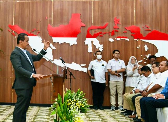 Menteri ESDM Bahlil Lahadalia mengumumkan temuan gas jumbo 5 Tcf di Kaltim. (Foto: ESDM)