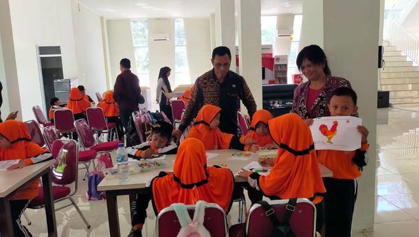 DISARPUS Sikka Genjot Gerakan 30 Menit Membaca di Kalangan Pelajar