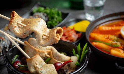 Makanan Korea yang Mirip dengan Makanan Indonesia: Eomuk dan Otak-otak