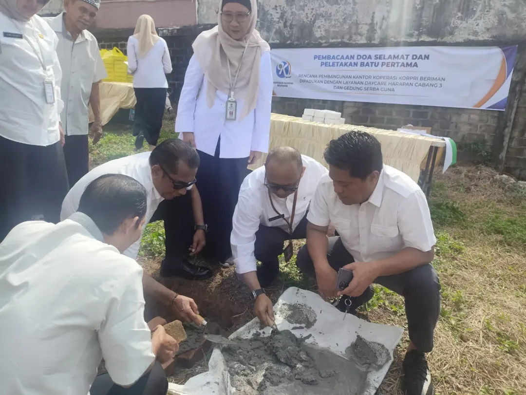 Peletakan Batu Pertama pembangunan Kantor Koperasi Korpri Beriman. (Foto: Koperasi Beirman)
