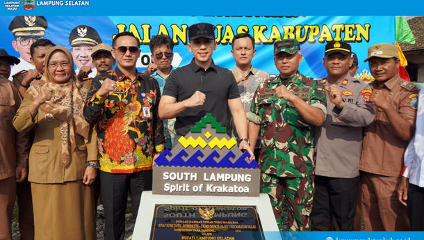 Bupati Egi Resmikan Jalan Bumi Daya–Trimomukti, UMKM Singkong Ikut Terdongkrak