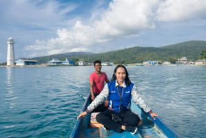 Kartini Masa Kini, Mantri BRI Buka Akses Ekonomi di Kei Besar