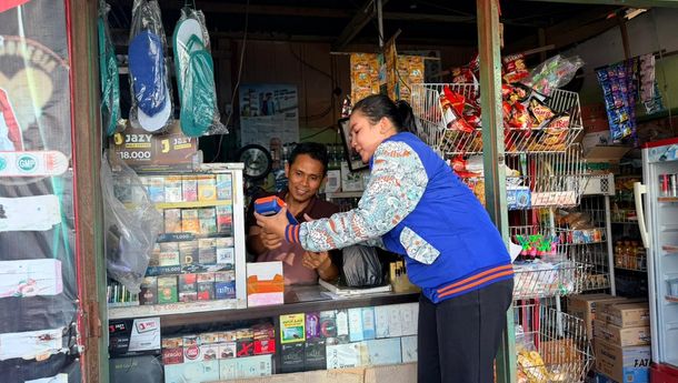 Mantri BRI di Sultra Ini Tangguh Layani Masyarakat Meski Hadapi Medan yang Sulit