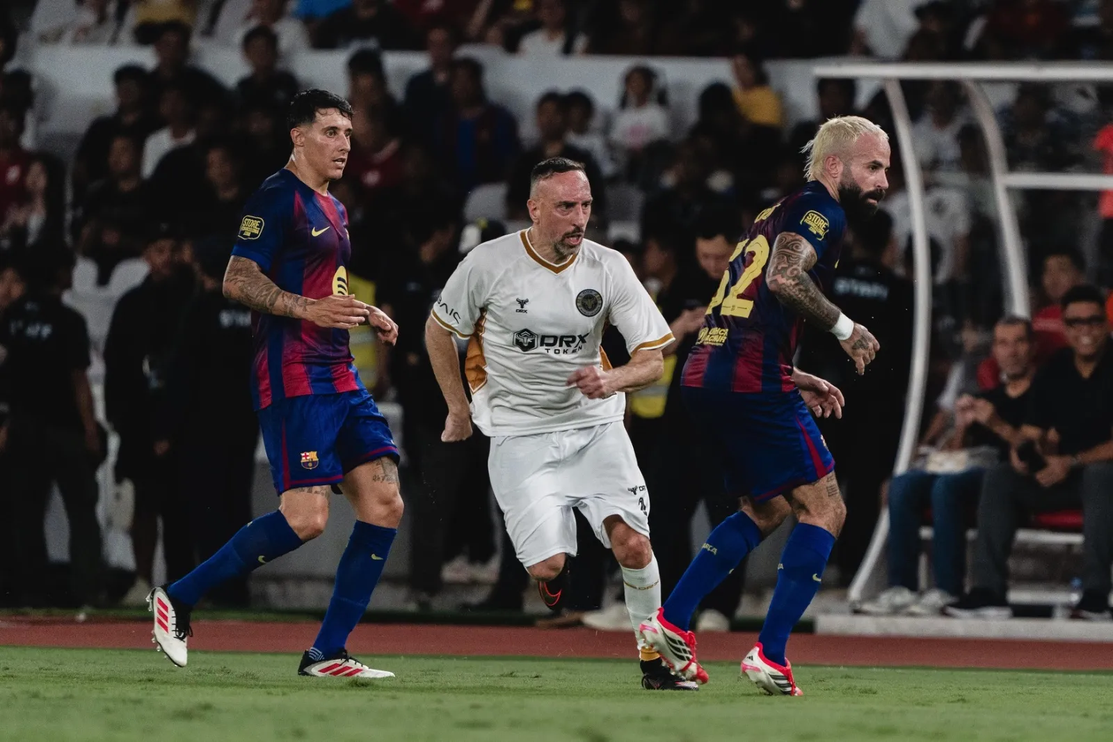 BRI Dukung Clash of Legends 2026, Hadirkan Pengalaman Sepak Bola Kelas Dunia  