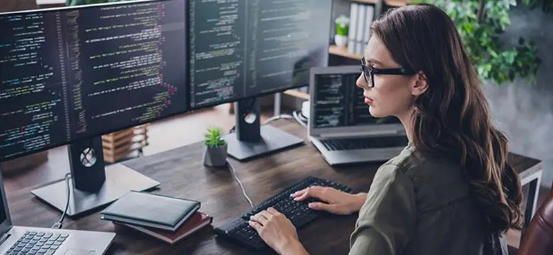 Ilustrasi AI engineer.