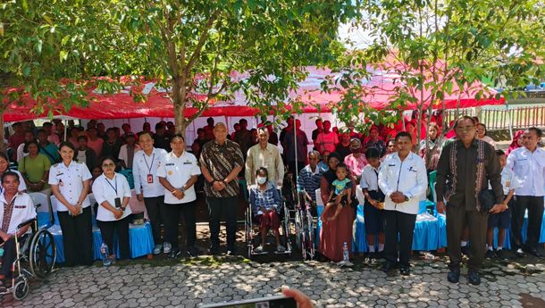 Pemkab Sikka Salurkan Bantuan Rp523 Juta untuk Warga Rentan