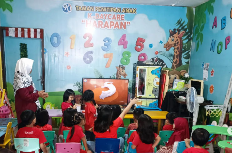 Daycare di Balikpapan Wajib CCTV Real-Time, Orang Tua Bisa Pantau Langsung