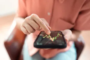 Tren Social Trading yang Semakin Populer di Kalangan Trader Pemula.jpg