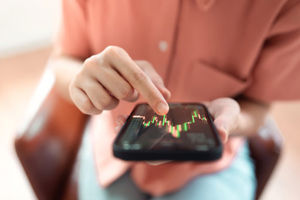 Tren Social Trading yang Semakin Populer di Kalangan Trader Pemula.jpg