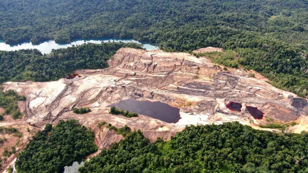 Pemkab Kutai Timur dan DPRD resmi menyetujui RPIK 2025–2045 sebagai langkah strategis shifting ekonomi dari sektor tambang ke industri bernilai tambah dan berkelanjutan.