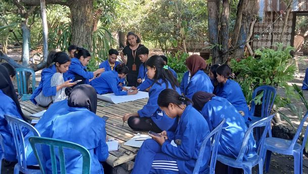 120 Mahasiswa Adminkes UNIMOF Ikuti Kamp Kepemimpinan di Wisata Bethesda Waiara
