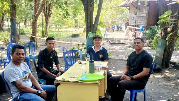 Saat LDK UNIMOF, Kadis Kominfo Sikka Ajak Mahasiswa Jadi Pemimpin Humanis