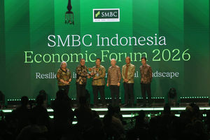 SMBC Economic Forum - Panji 4.jpg