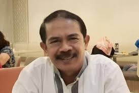 Mahyudin Damis.