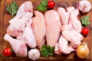 tips-membedakan-karkas-daging-ayam-potong-segar.jpg