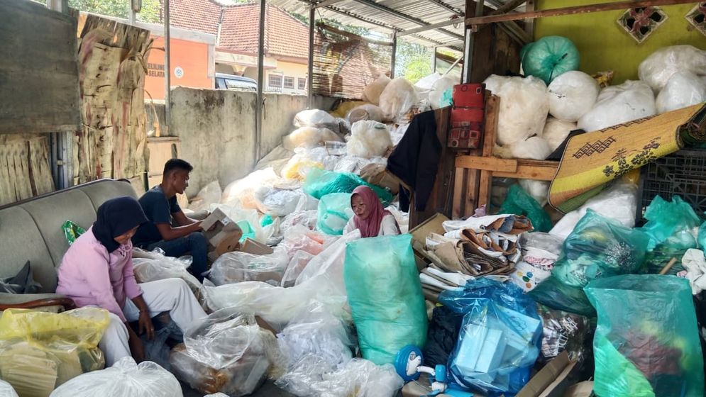 BSI Kelola Sampah Berbasis Edukasi dan Perberdayaan Masyarakat
