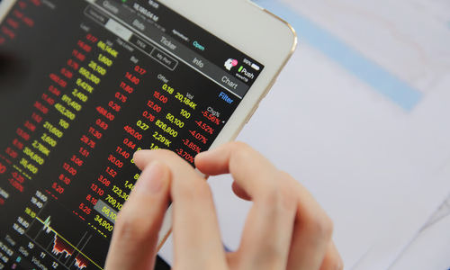 Indeks Hang Seng Fungsi dan Perannya di Pasar Global.jpg