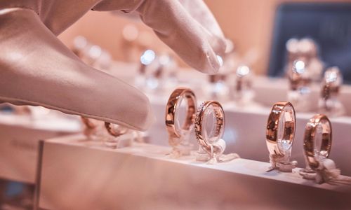 5 Cara Memilih Emas Buat Investasi In This Economy, Jangan Asal Beli!