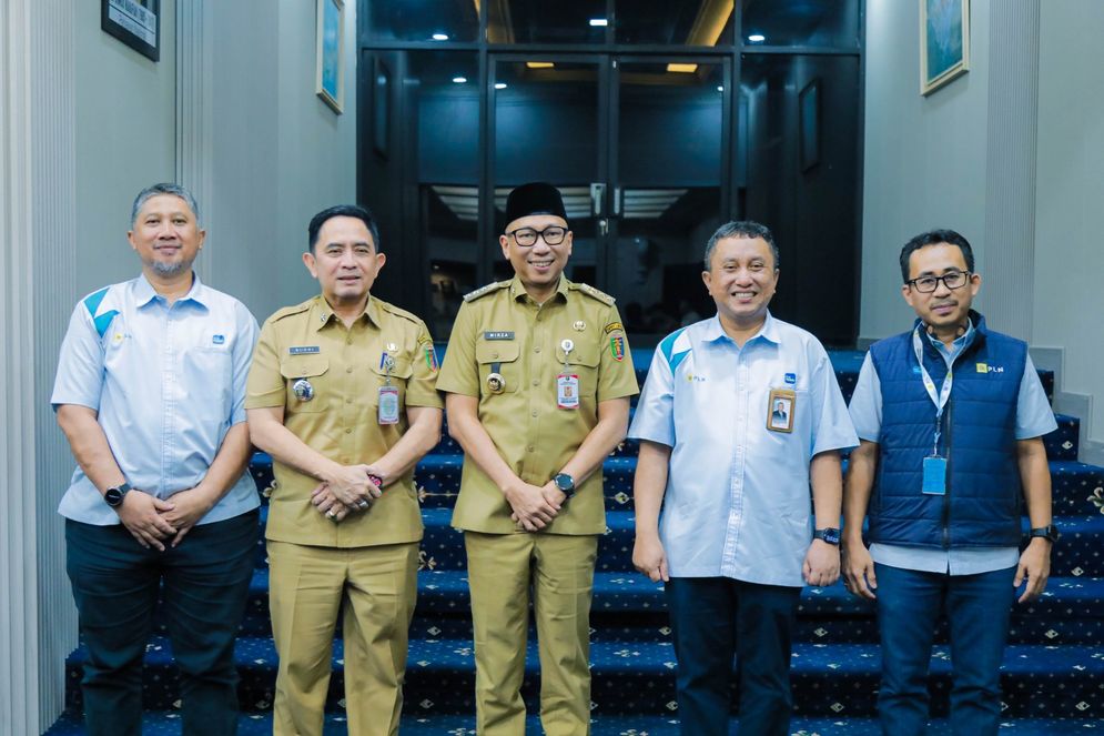 Gubernur Mirza Dukung Target Listrik 100 Persen untuk Seluruh Desa.jpeg
