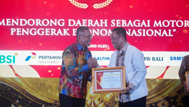 Gubernur Lampung Raih Penghargaan Pemimpin Daerah Inspiratif Sektor Pertanian