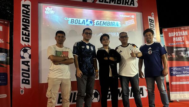 Serentak di 4 Kota, Telkomsel Hadirkan Nonton Bareng Bola Gembira MAXStream TV