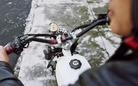 7 Kebiasaan Bikin Sepeda Motor Boros Bensin, Stop Sekarang!