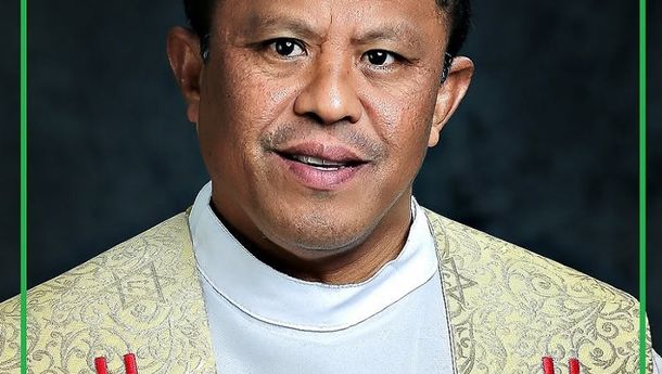 Misionaris Asal Maukeli Nagekeo Terima Penghargaan Kepausan dari Paus Leo XIV