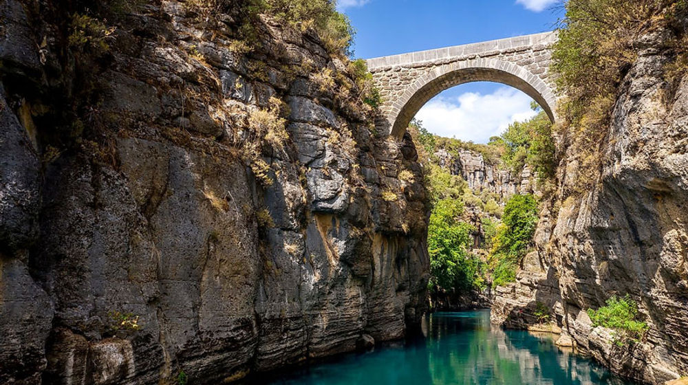 jembatan-roma.jpg