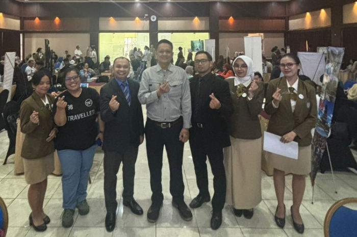 Transformasi Prodi Usaha Perjalanan Wisata, Dari Ruang Kelas ke Pasar Global