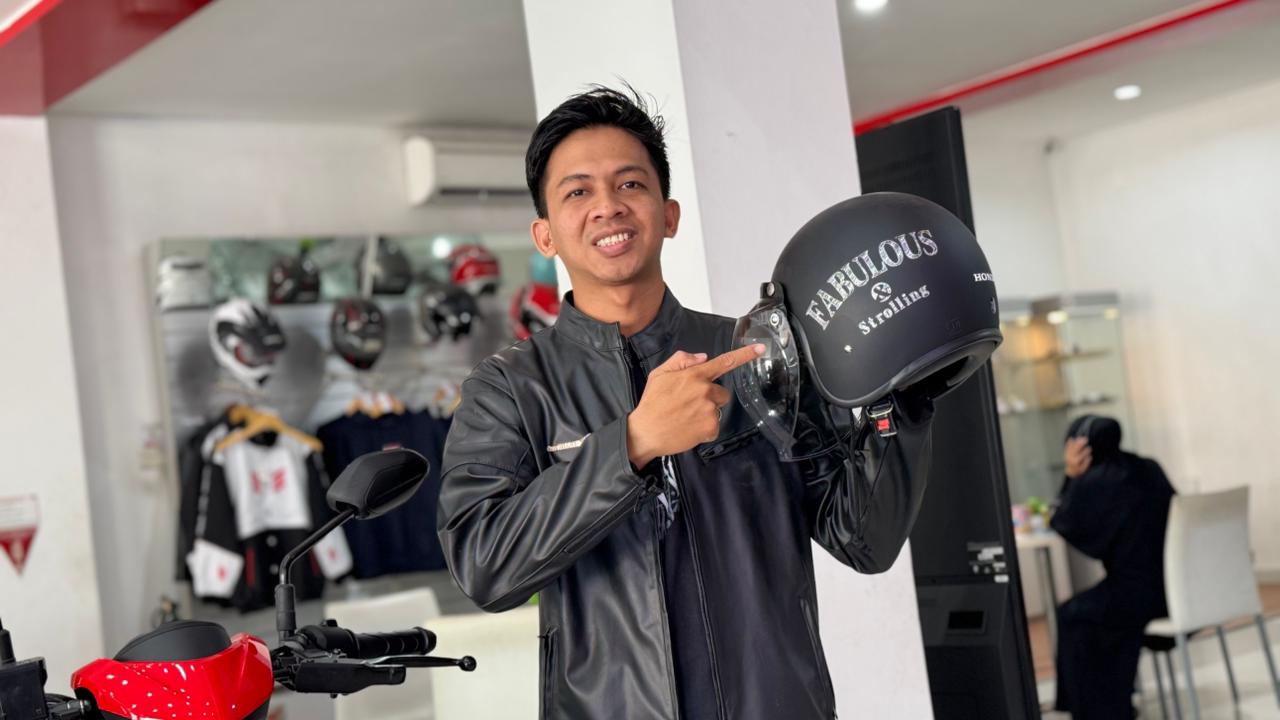 Astra Motor Kaltim 1 menghadirkan Honda Fabulous Helmet di Balikpapan dengan harga mulai Rp291.000.