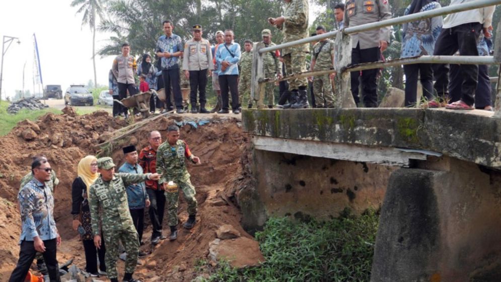 Pembangunan Jembatan Perintis Garuda di Lampung Selatan Dimulai.jpg