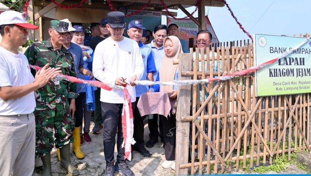 Bupati Egi Resmikan Bank Sampah di Canti, Dorong Gerakan Desa Peduli Lingkungan