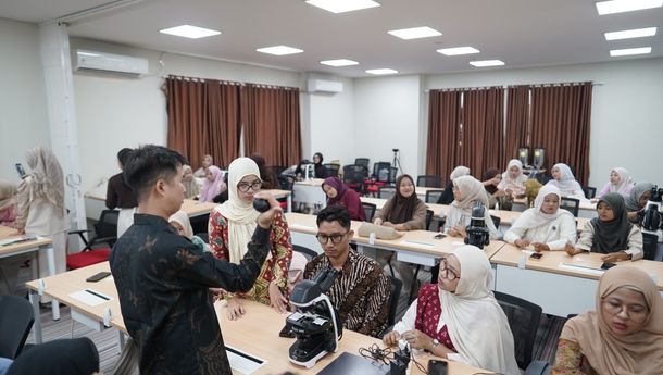FST UIN RIL Gandeng PT FMM Tingkatkan Kompetensi Perawatan Mikroskop