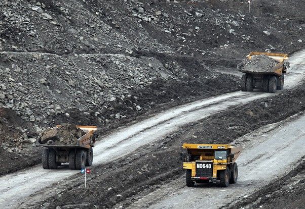 Petrosea Perluas Pengembangan Talenta Lokal Lewat Beasiswa Petrosea Cemerlang