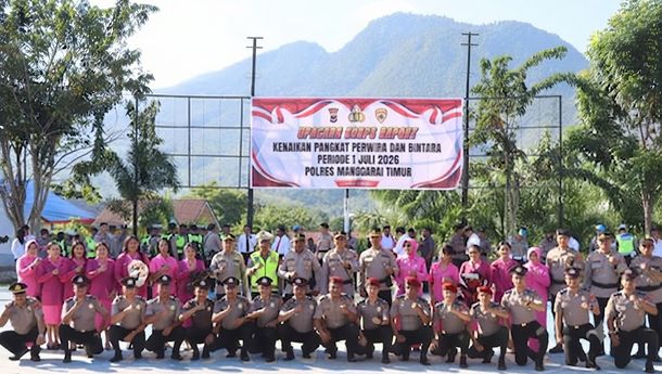Bhayangkari Manggarai Timur Hadiri Upacara Kenaikan Pangkat Personel Polres