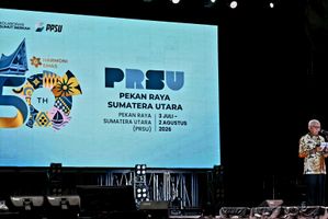  Wakil Gubernur Sumut Surya membuka secara resmi PRSU ke-50 di Medan