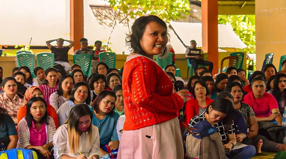 Sosok Lian Gogali, Aktivis Perdamaian Poso Pendiri Institut Mosintuwu