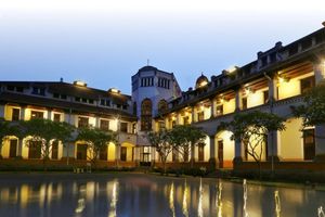 Destinasi Wisata Dekat Stasiun Semarang Tawang: Lawang Sewu