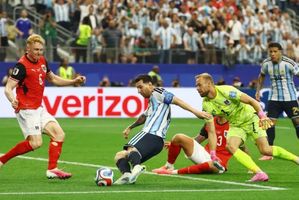 messi-vs-Austria-by-al-jazeera-860x538.jpg